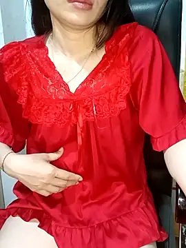 Snapshot of Blythe_69 chatting on 04/11/26, 10:36 Blythe 69 online show from 04/11/26, 10:36