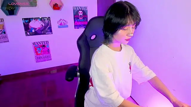 MonxxsLove online show from 04/04/26, 03:05