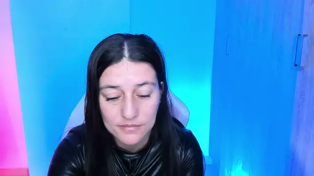 Saskyaa online show from 12/01/25, 02:55