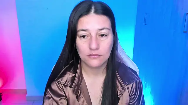 Snapshot of Saskyaa chatting on 01/17/26, 01:38 Saskyaa online show from 01/17/26, 01:38