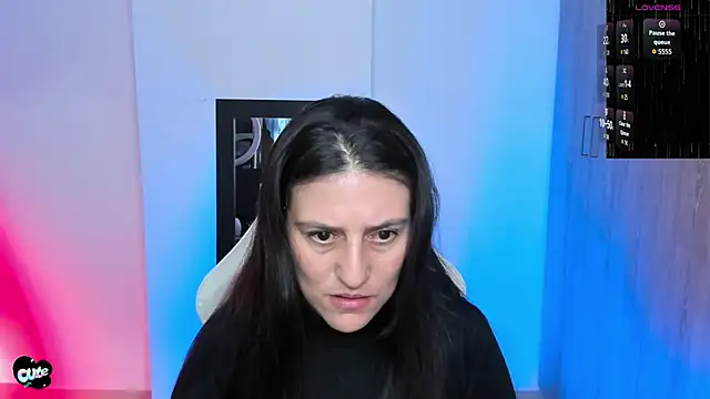 Snapshot of Saskyaa chatting on 02/12/26, 02:56 Saskyaa online show from 02/12/26, 02:56