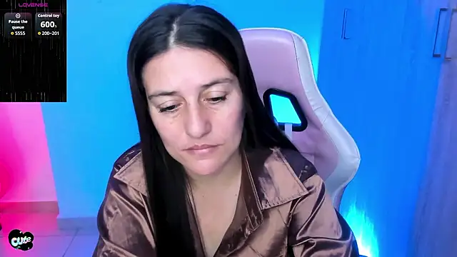 Snapshot of Saskyaa chatting on 02/15/26, 03:47 Saskyaa online show from 02/15/26, 03:47