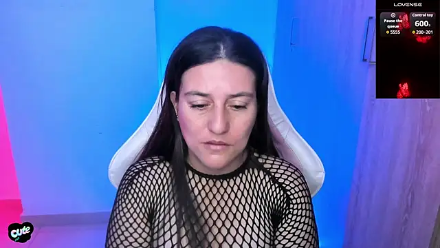 Snapshot of Saskyaa chatting on 03/26/26, 04:12 Saskyaa online show from 03/26/26, 04:12