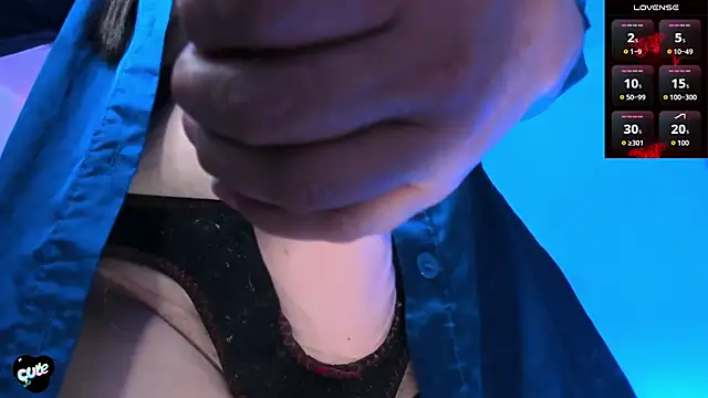 Snapshot of Saskyaa chatting on 04/02/26, 02:26 Saskyaa online show from 04/02/26, 02:26