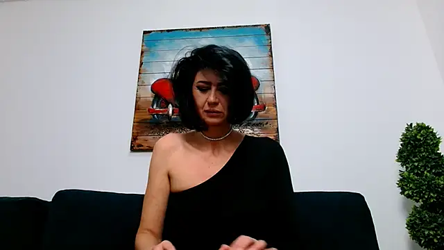 Snapshot of Taissa4U chatting on 11/15/25, 07:32 Taissa4U online show from 11/15/25, 07:32