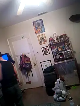 Snapshot of LongDickZee562 chatting on 02/22/25, 03:56 LongDickZee562 online show from 02/22/25, 03:56