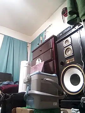 Snapshot of LongDickZee562 chatting on 03/01/25, 07:51 LongDickZee562 online show from 03/01/25, 07:51