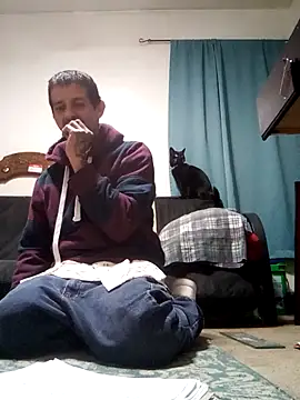 Snapshot of LongDickZee562 chatting on 03/09/25, 06:39 LongDickZee562 online show from 03/09/25, 06:39