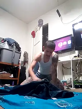 Snapshot of LongDickZee562 chatting on 03/10/25, 08:56 LongDickZee562 online show from 03/10/25, 08:56