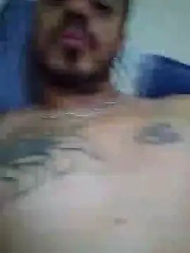 Snapshot of DonVillanova chatting on 12/19/24, 05:07 DonVillanova online show from 12/19/24, 05:07