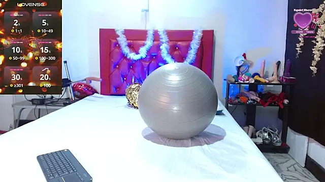 cleopatraa online show from 12/30/24, 07:53