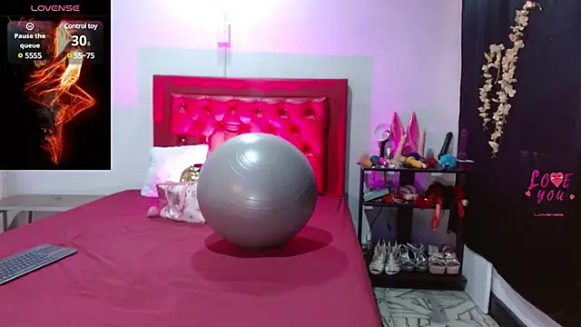 cleopatraa online show from 01/24/25, 07:18