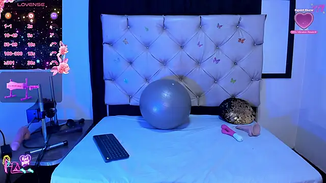 Snapshot of cleopatraa chatting on 02/04/26, 08:03 cleopatraa online show from 02/04/26, 08:03