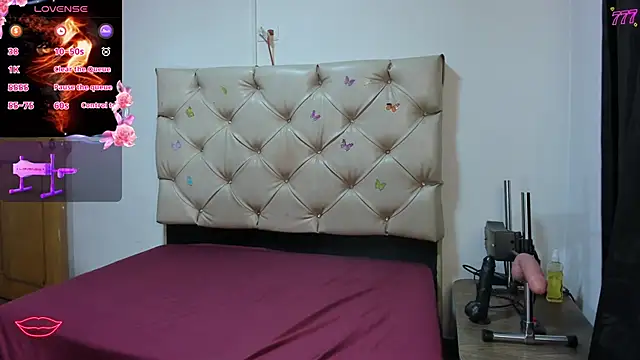 Snapshot of cleopatraa chatting on 04/16/26, 07:58 cleopatraa online show from 04/16/26, 07:58