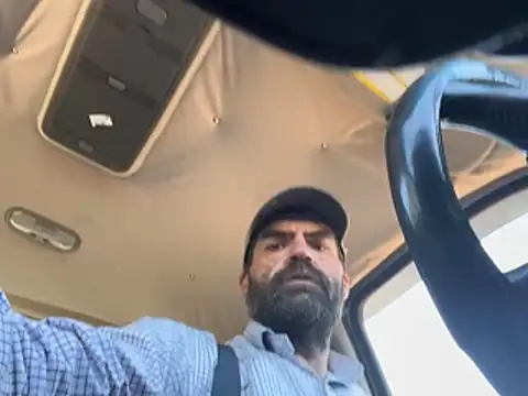 Snapshot of Onesieboy4daddys chatting on 03/17/26, 05:05 Onesieboy4daddys online show from 03/17/26, 05:05