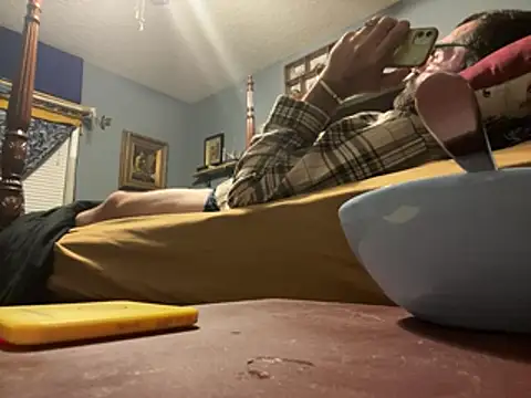 Snapshot of Onesieboy4daddys chatting on 03/30/26, 09:21 Onesieboy4daddys online show from 03/30/26, 09:21