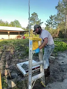 Snapshot of Onesieboy4daddys chatting on 04/17/26, 10:35 Onesieboy4daddys online show from 04/17/26, 10:35