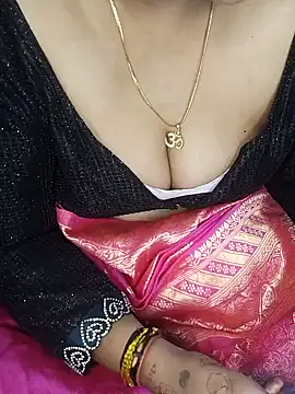 Snapshot of Sona_sonam chatting on 02/18/25, 06:04 Sona sonam online show from 02/18/25, 06:04