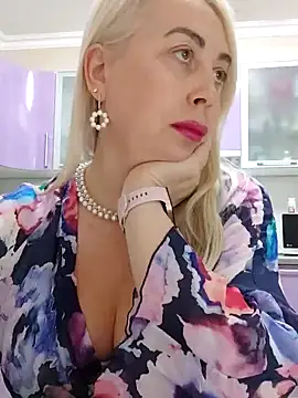 HotJanet online show from 01/28/25, 03:46