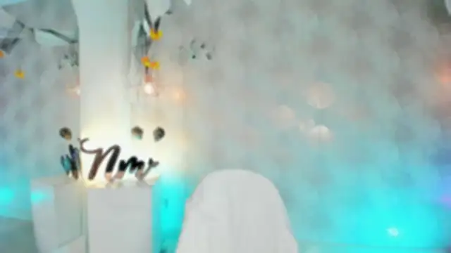 Nicolemorelli2 online show from 10/30/25, 01:23