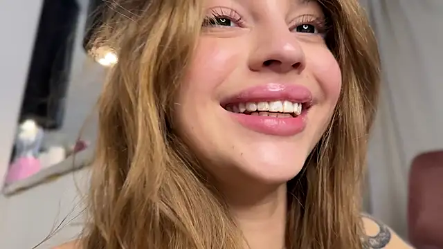 Elsa Ice online show from 12/04/24, 08:23