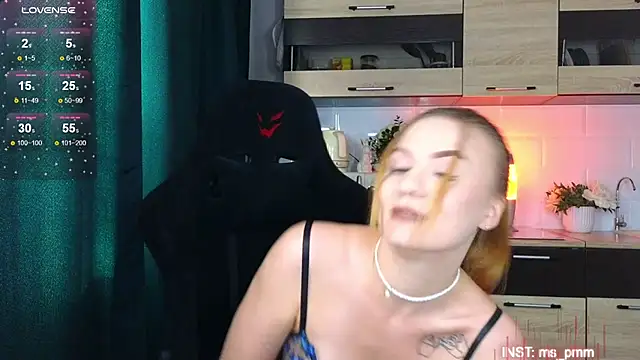 Snapshot of Maria_Shy chatting on 03/06/25, 05:24 Maria Shy online show from 03/06/25, 05:24