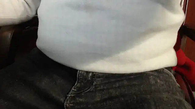 Snapshot of smoothandtiny chatting on 02/27/25, 02:32 smoothandtiny online show from 02/27/25, 02:32