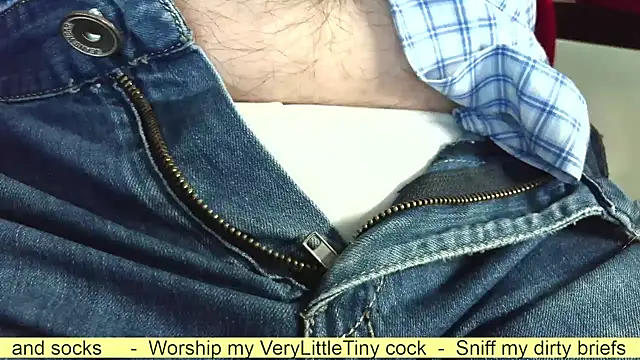 Snapshot of smoothandtiny chatting on 10/17/25, 05:54 smoothandtiny online show from 10/17/25, 05:54
