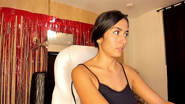 Snapshot of your_khloe chatting on 01/08/25, 04:54 your khloe online show from 01/08/25, 04:54