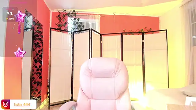 Snapshot of your_khloe chatting on 09/23/25, 12:52 your khloe online show from 09/23/25, 12:52