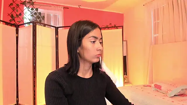 Snapshot of your_khloe chatting on 11/01/25, 12:51 your khloe online show from 11/01/25, 12:51