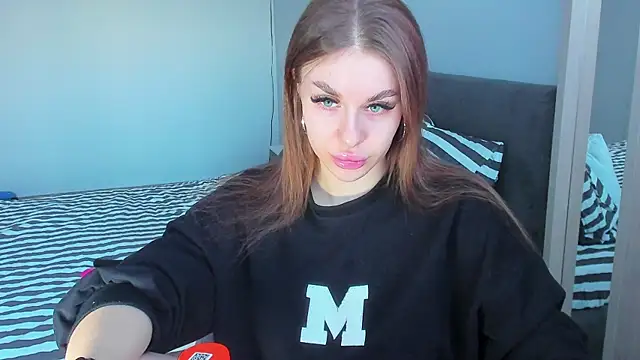 Snapshot of Bai1ey chatting on 03/15/25, 11:29 Bai1ey online show from 03/15/25, 11:29