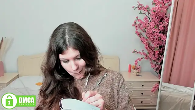 Snapshot of Charlotte_wow chatting on 12/06/24, 03:33 Charlotte wow online show from 12/06/24, 03:33