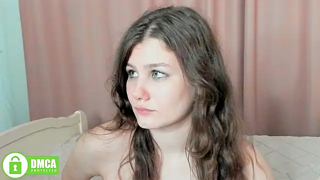 Snapshot of Charlotte_wow chatting on 12/15/24, 02:08 Charlotte wow online show from 12/15/24, 02:08