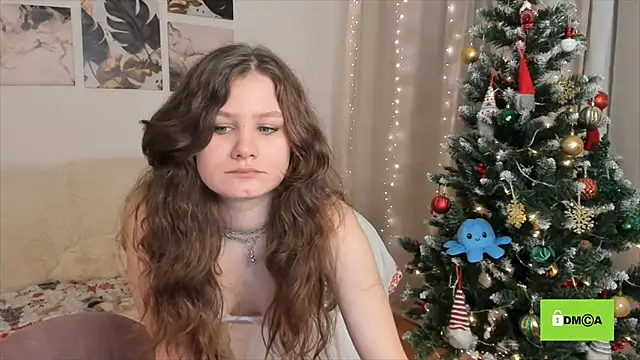 Snapshot of Charlotte_wow chatting on 01/11/25, 03:31 Charlotte wow online show from 01/11/25, 03:31