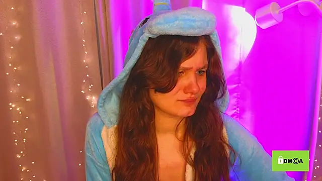 Snapshot of Charlotte_wow chatting on 02/03/25, 12:14 Charlotte wow online show from 02/03/25, 12:14