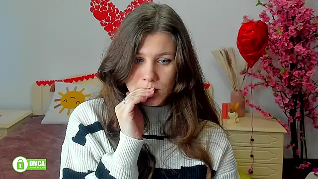 Snapshot of Charlotte_wow chatting on 02/20/25, 02:13 Charlotte wow online show from 02/20/25, 02:13