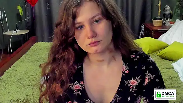 Snapshot of Charlotte_wow chatting on 02/28/25, 04:42 Charlotte wow online show from 02/28/25, 04:42