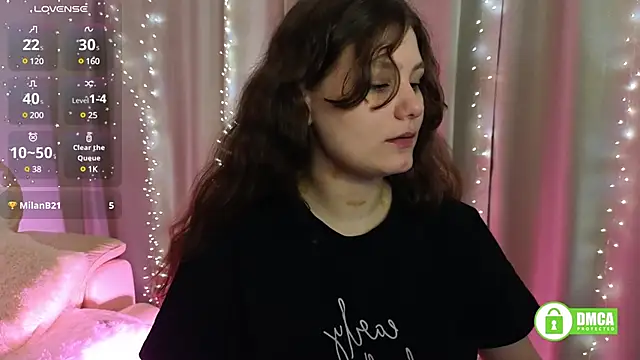 Snapshot of Charlotte_wow chatting on 03/03/25, 03:42 Charlotte wow online show from 03/03/25, 03:42