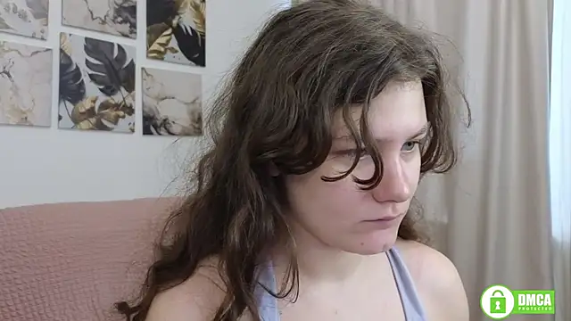 Snapshot of Charlotte_wow chatting on 09/14/25, 03:00 Charlotte wow online show from 09/14/25, 03:00