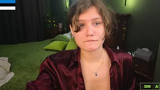 Snapshot of Charlotte_wow chatting on 10/30/25, 01:07 Charlotte wow online show from 10/30/25, 01:07