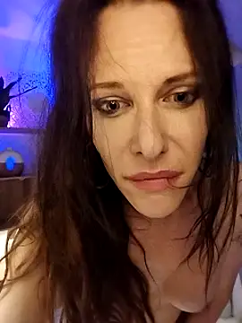 Snapshot of Luna_Kitanna chatting on 03/22/25, 06:43 Luna Kitanna online show from 03/22/25, 06:43