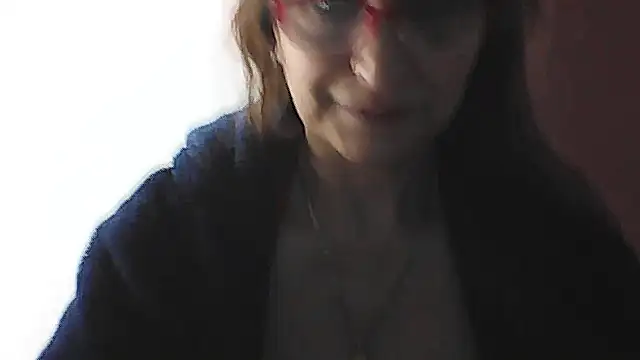 Lilly macflyy online show from 10/16/25, 06:42