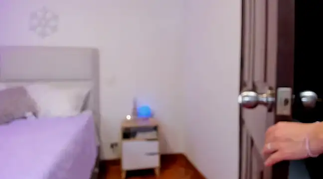 tierra n online show from 12/07/24, 09:44