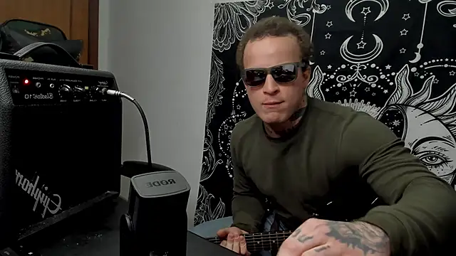 layneinchains online show from 12/21/24, 09:25