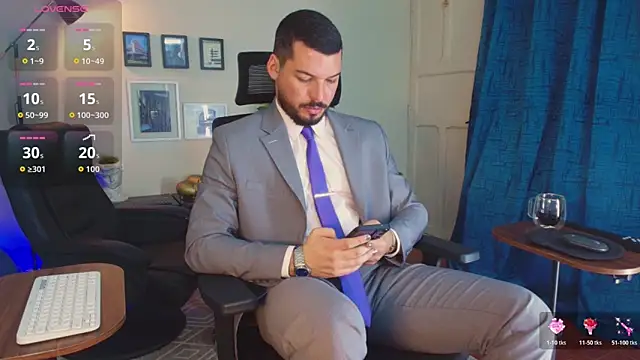 Snapshot of HenryBenso chatting on 04/25/26, 05:54 HenryBenso online show from 04/25/26, 05:54
