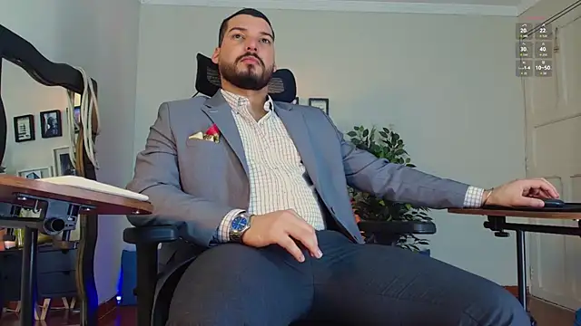 Snapshot of HenryBenso chatting on 05/21/26, 08:27 HenryBenso online show from 05/21/26, 08:27