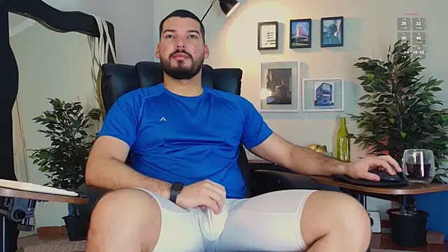 Snapshot of HenryBenso chatting on 06/03/26, 12:41 HenryBenso online show from 06/03/26, 12:41