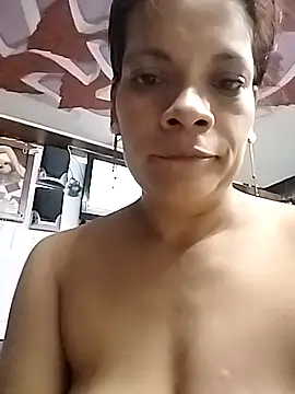 Snapshot of EscortRegina3535 chatting on 09/30/25, 08:52 EscortRegina3535 online show from 09/30/25, 08:52