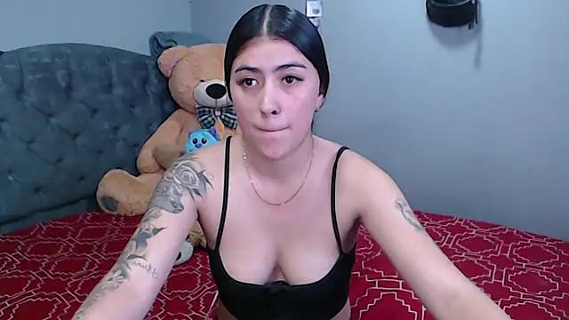 Snapshot of Gaby_foz chatting on 04/06/26, 07:26 Gaby foz online show from 04/06/26, 07:26